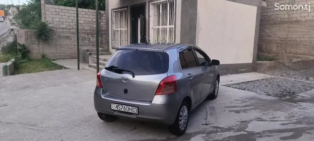 Toyota Vitz 2007 · 1.3 AT