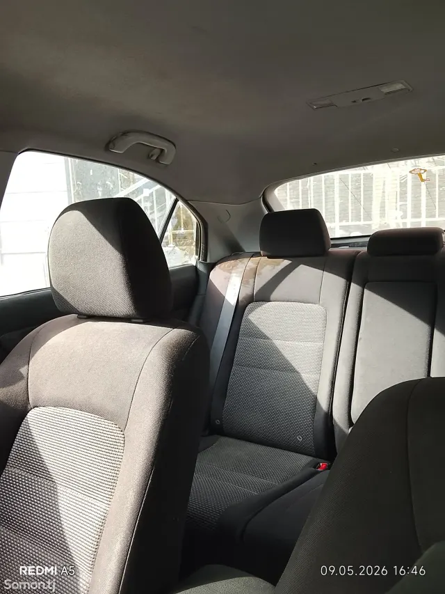 Mazda 6 2003 · 1.6 MT