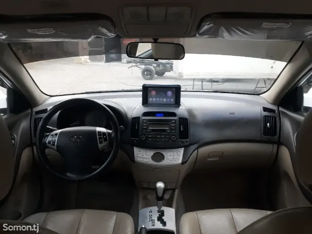 Hyundai Avante 2007 · 1.6 AT