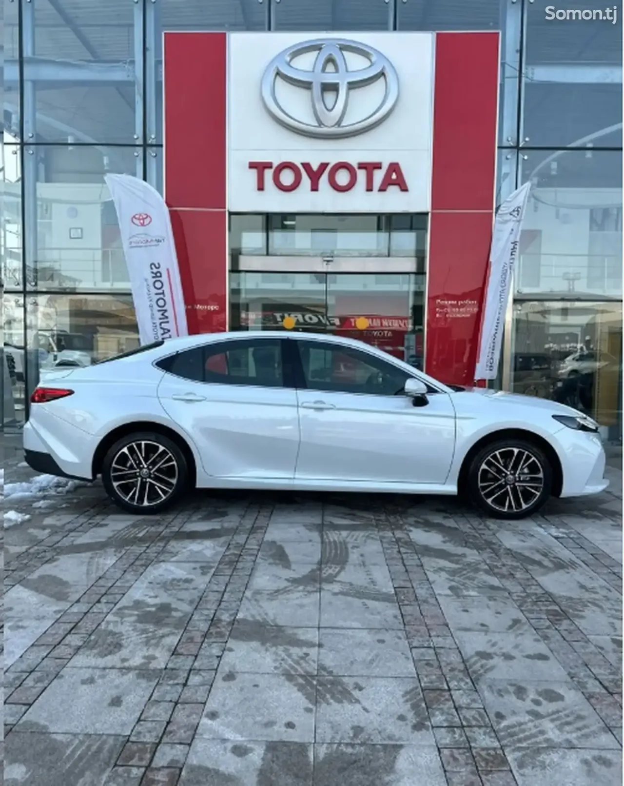 Toyota Camry 2025 · 2.5 AT