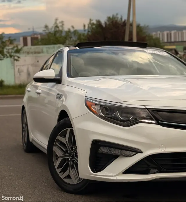 Kia Optima 2020 · 2.0 AT
