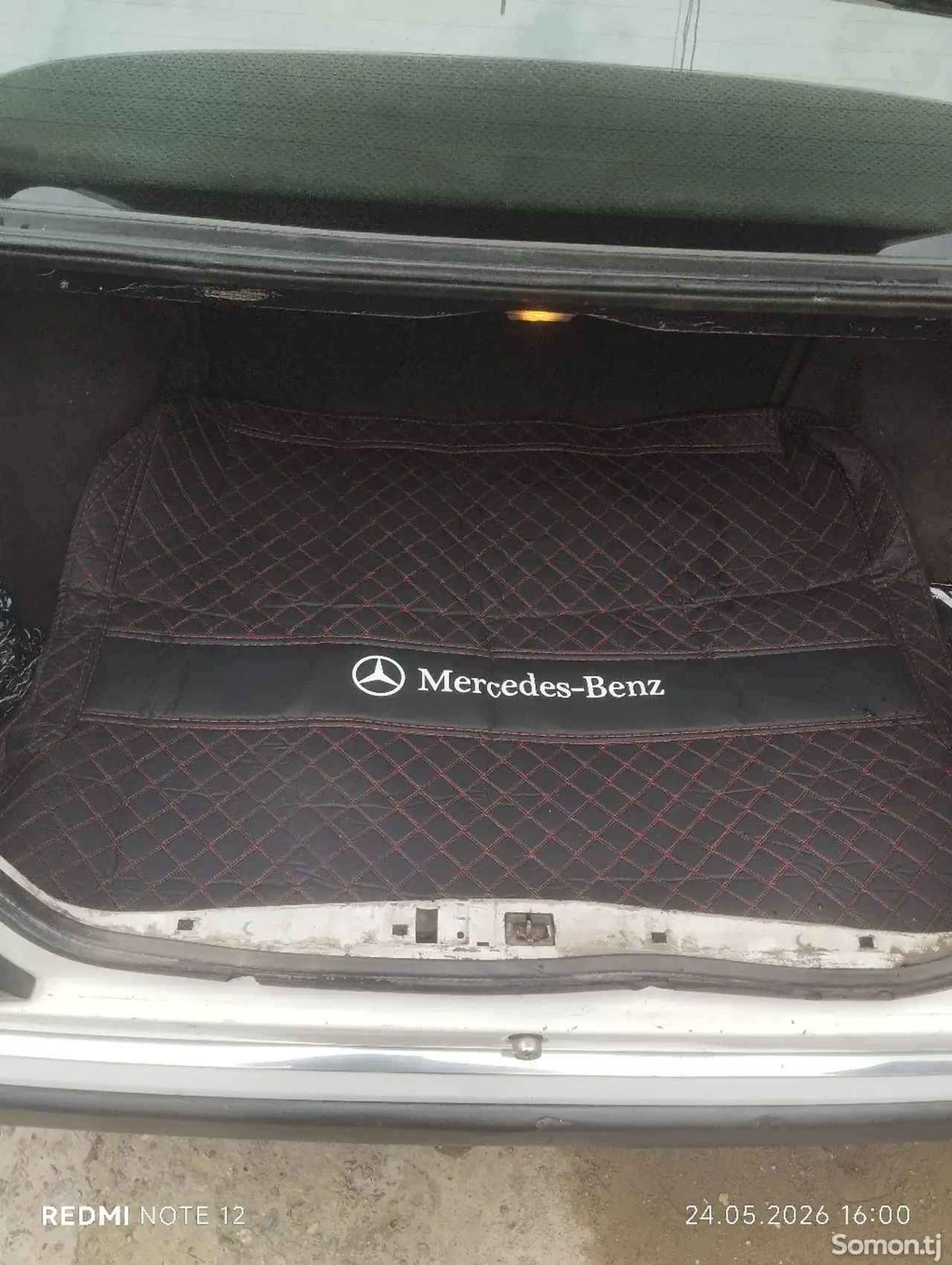 Mercedes-Benz W124 1991 · 2.5 MT