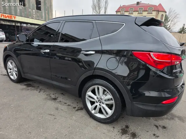 Hyundai Santa Fe 2015 · 2.0 AT
