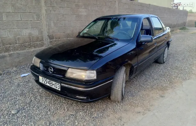 Opel Vectra A 1994 · 1.6 MT