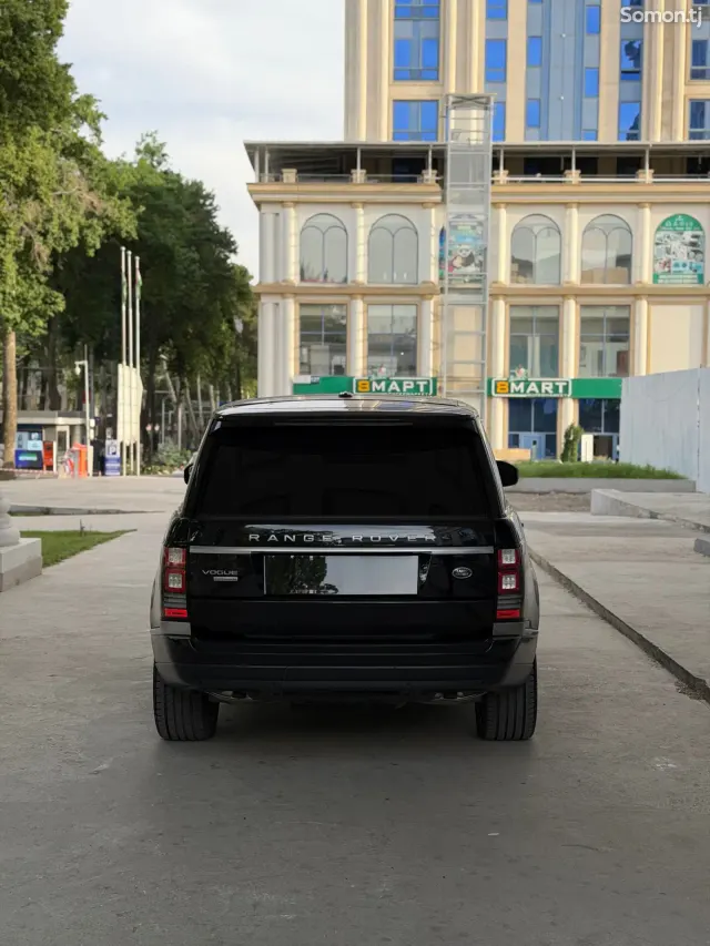 Land Rover Vogue 2014 · 4.4 AT