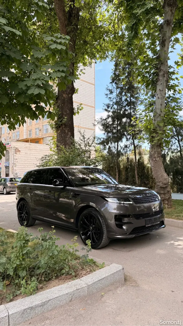 Land Rover Range Rover Sport 2023 · 3.0 AT