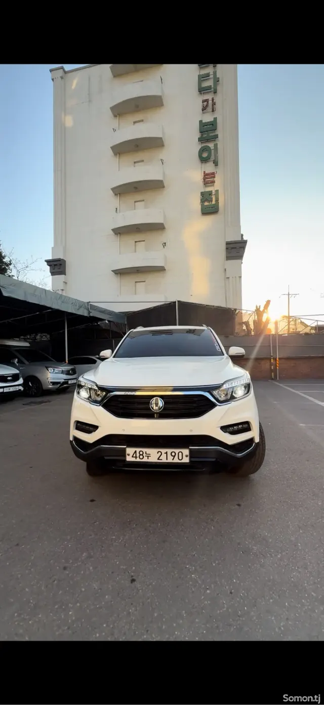 Ssang Yong Rexton 2018 · 2.2 AT