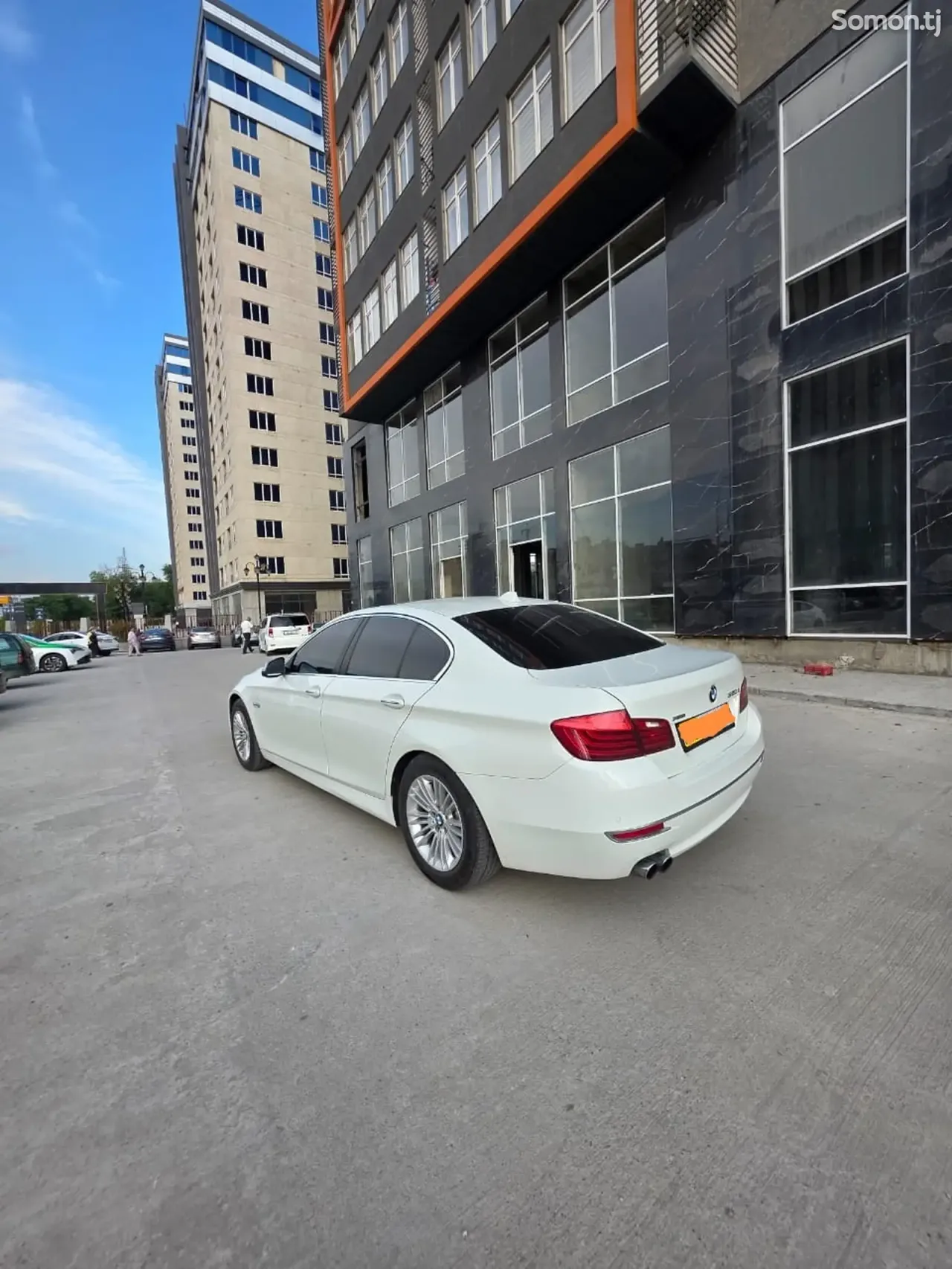 BMW 5 series 2016 · 2.0 AT