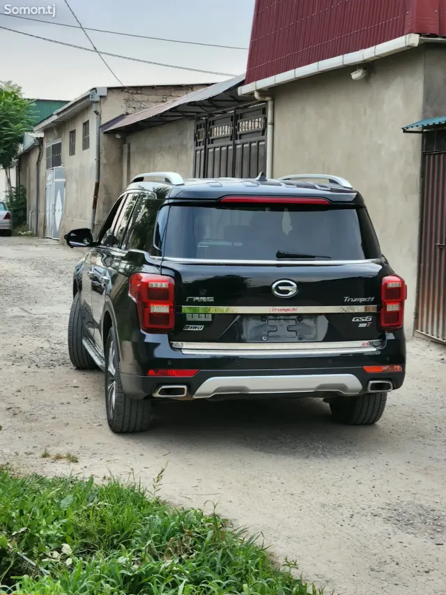 GAC Trumpchi GS8 2018 · 2.0 AT