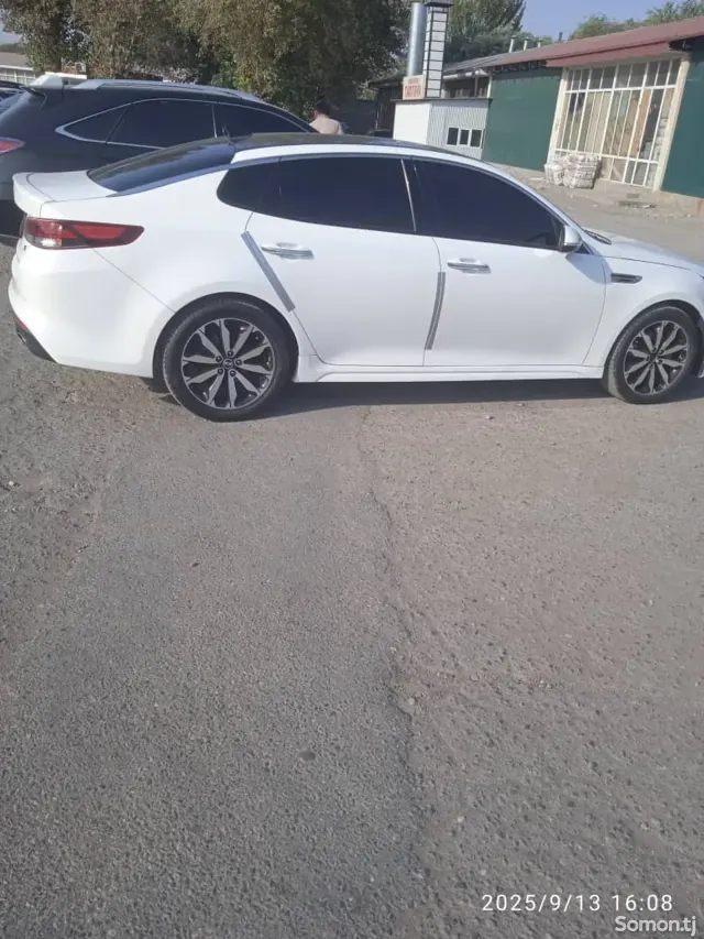 Kia Optima 2018 · 2.4 AT