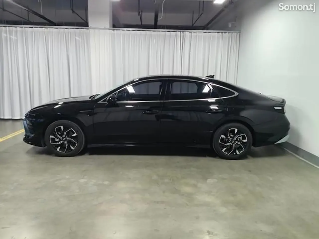 Hyundai Sonata 2025 · 1.5 AT