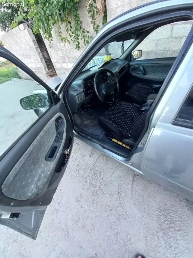 Daewoo Nexia 1997 · 1.6 MT