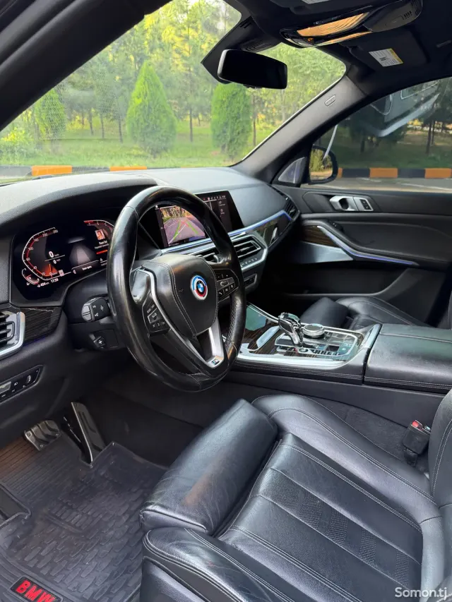 BMW X5 2019 · 4.0 AT