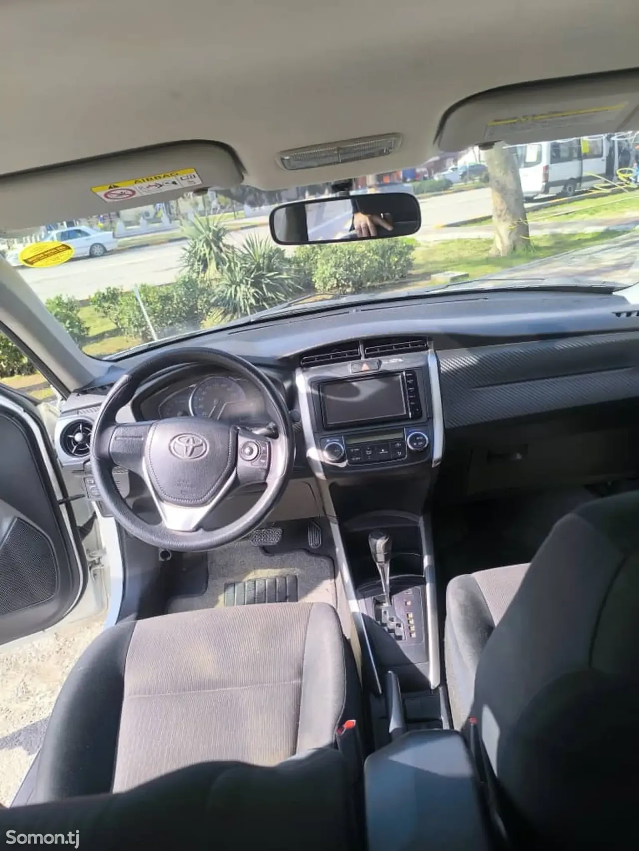Toyota Fielder 2015 · 1.5 AT