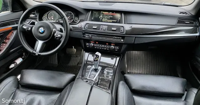 BMW 5 series 2015 · 3.0 AT