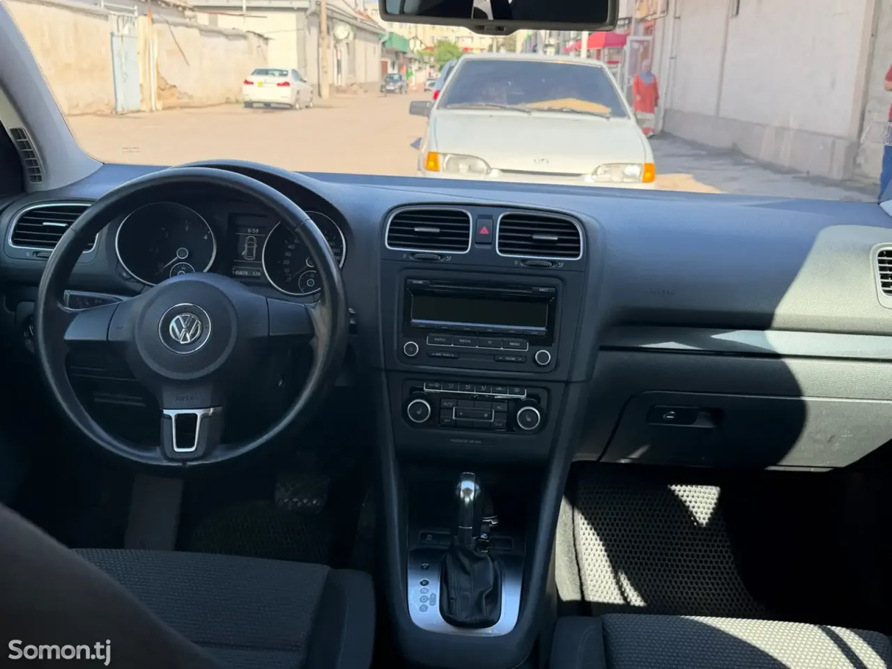 Volkswagen Golf 2012 · 2.0 AT