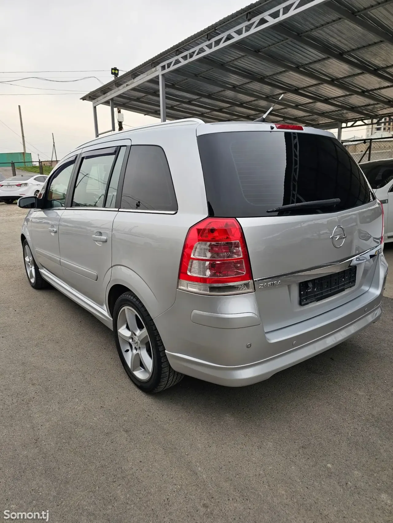 Opel Zafira 2008 · 1.8 MT