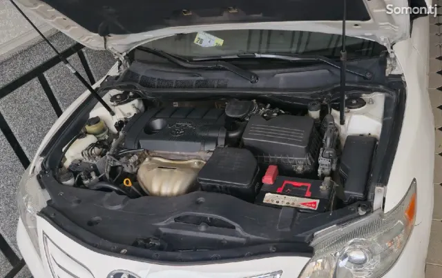Toyota Camry 2011 · 2.5 AT