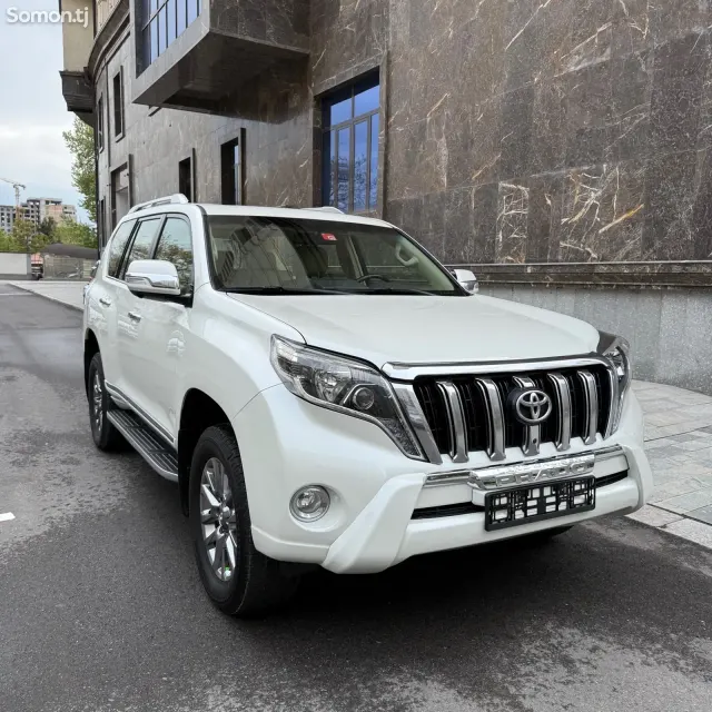 Toyota Land Cruiser Prado 2015 · 4.0 AT