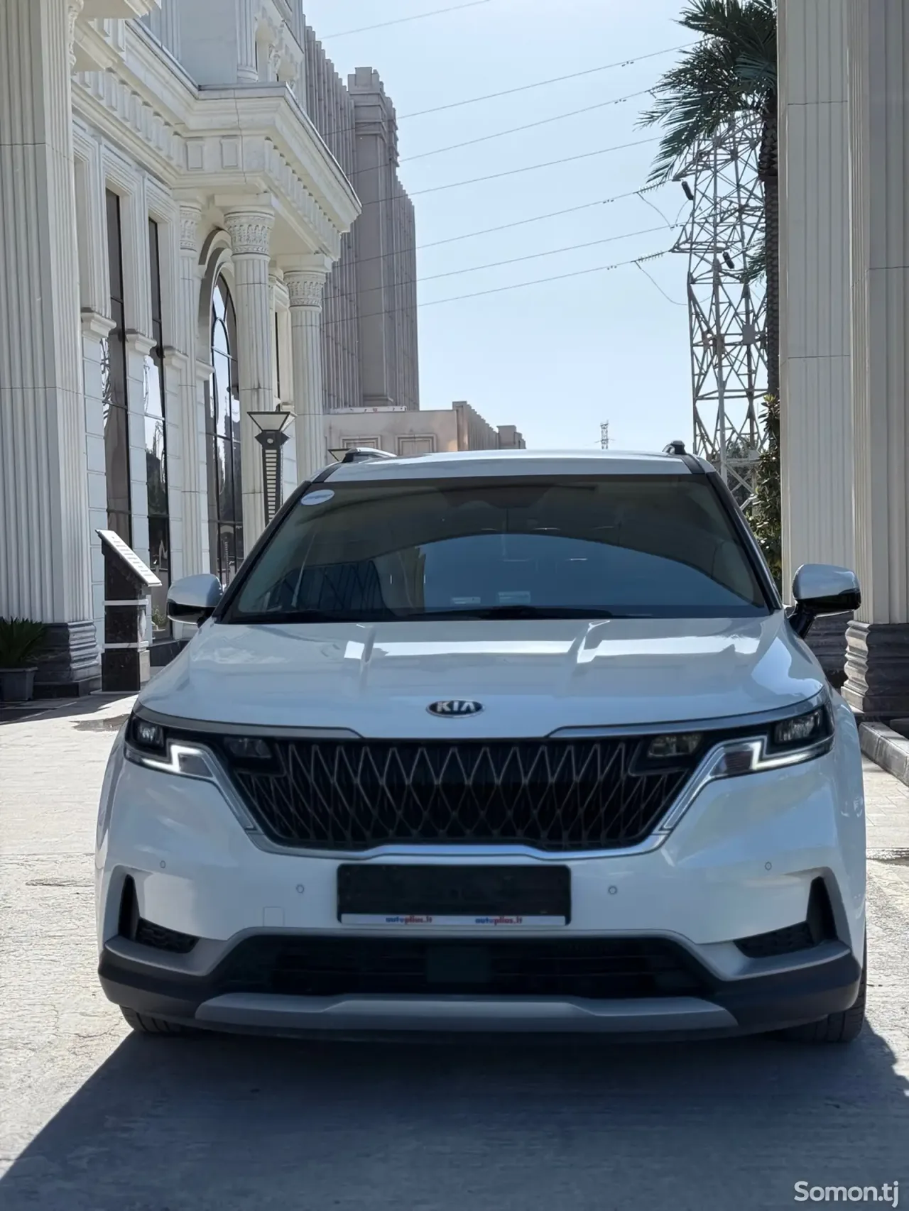 Kia Carnival 2021 · 2.2 AT