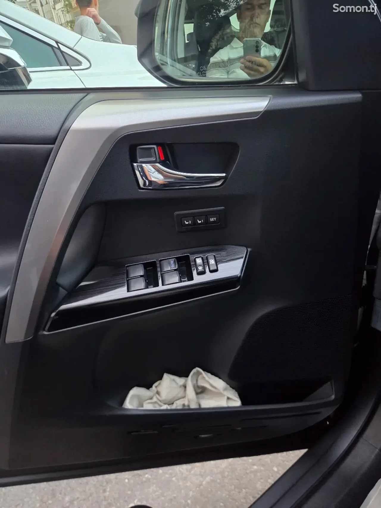 Toyota RAV 4 2017 · 2.5 AT