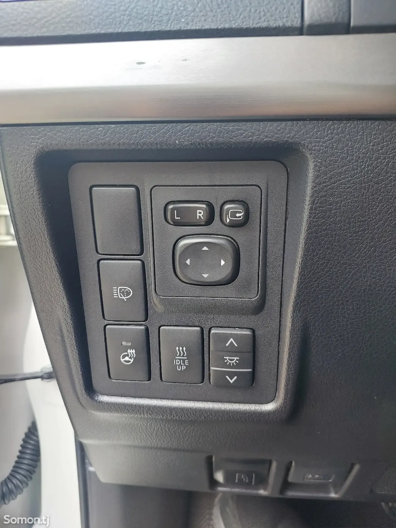Toyota Land Cruiser Prado 2017 · 3.0 AT