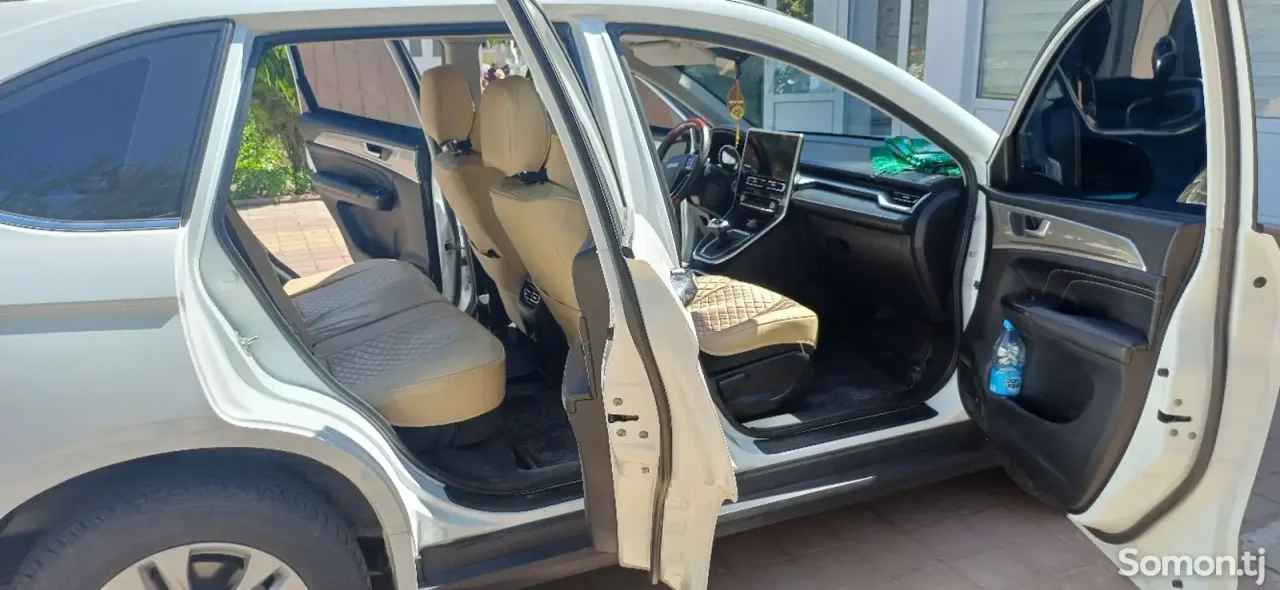 Haval M6 2023 · 1.5 AMT