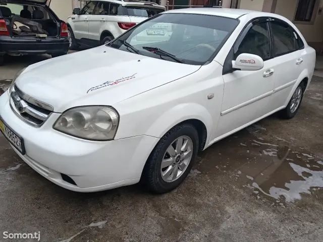 Daewoo Lacetti 2009 · 1.6 AT