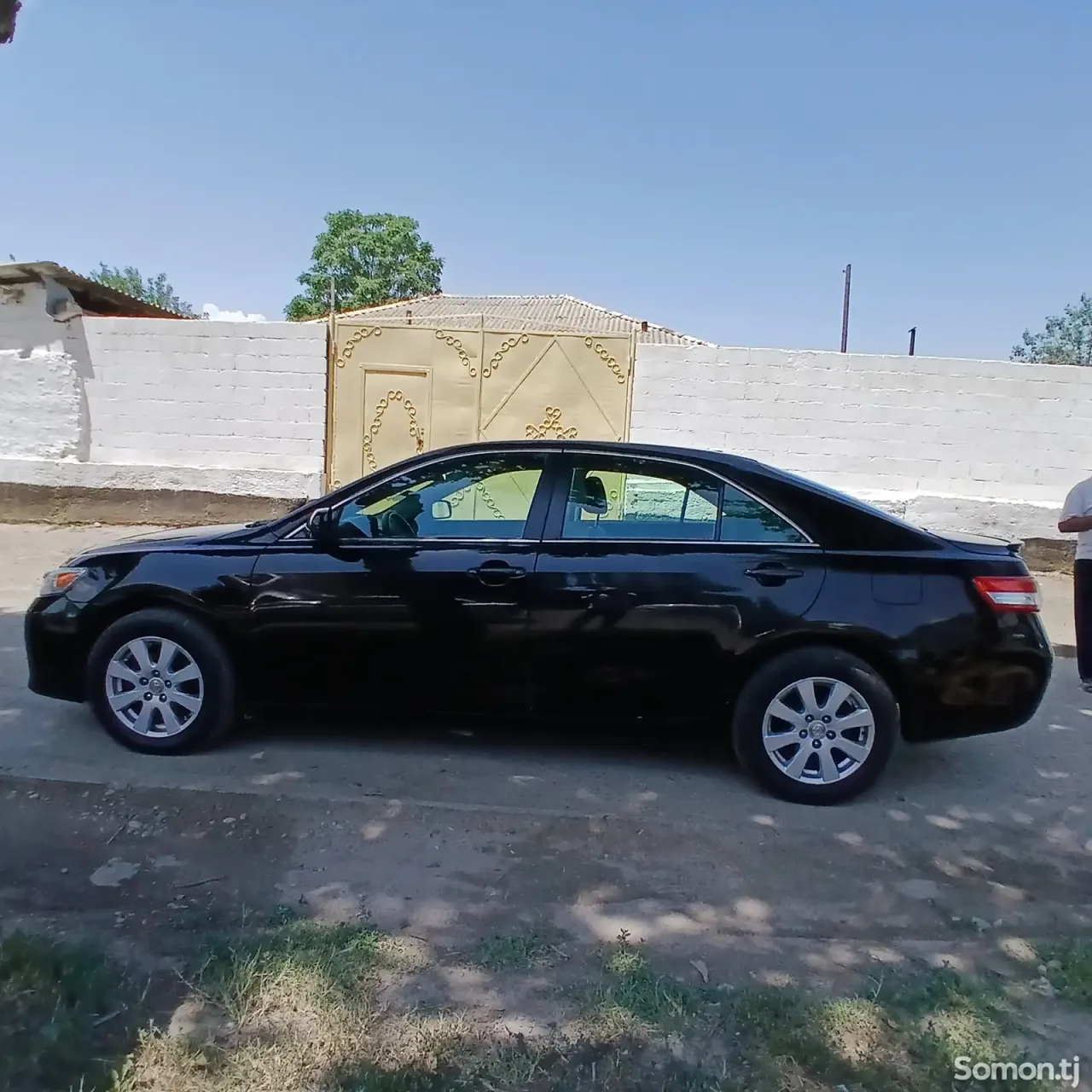 Toyota Camry 2010 · 2.5 MT