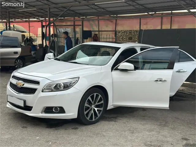Chevrolet Malibu 2015 · 2.0 AT