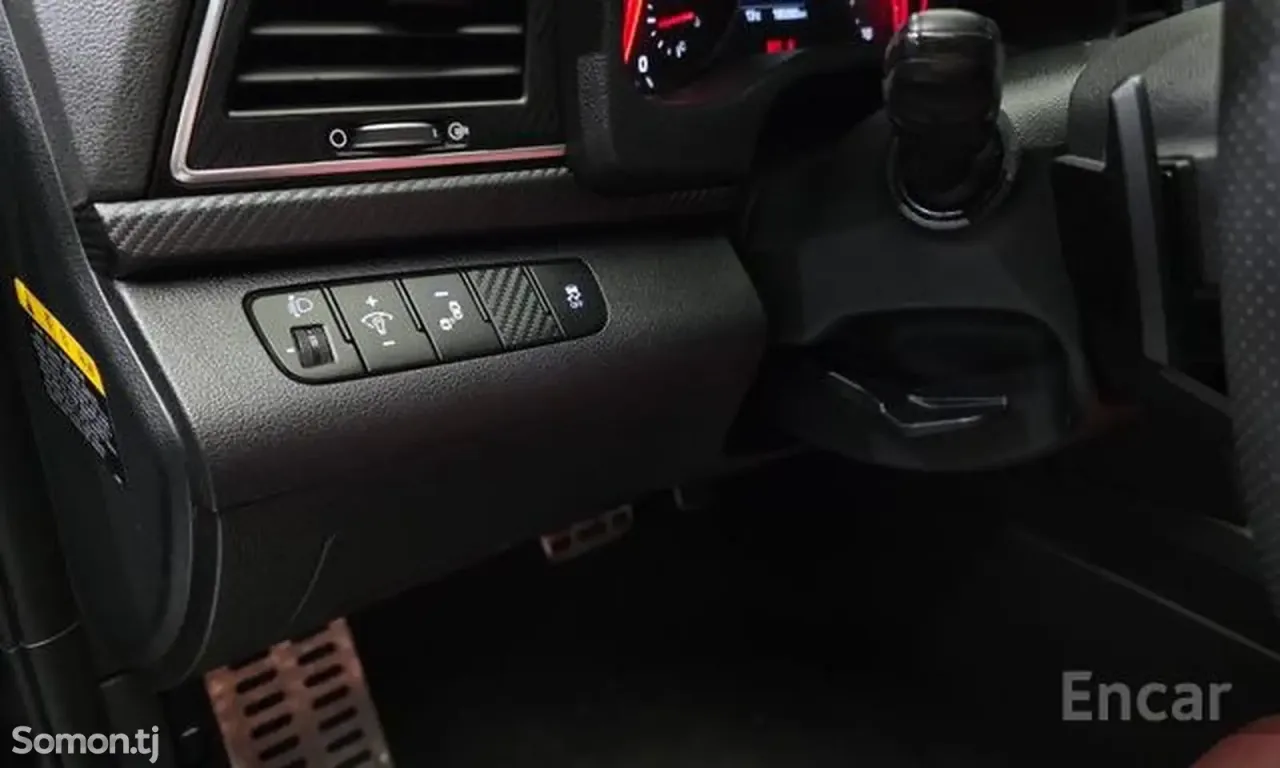 Hyundai Elantra 2017 · 2.0 AT