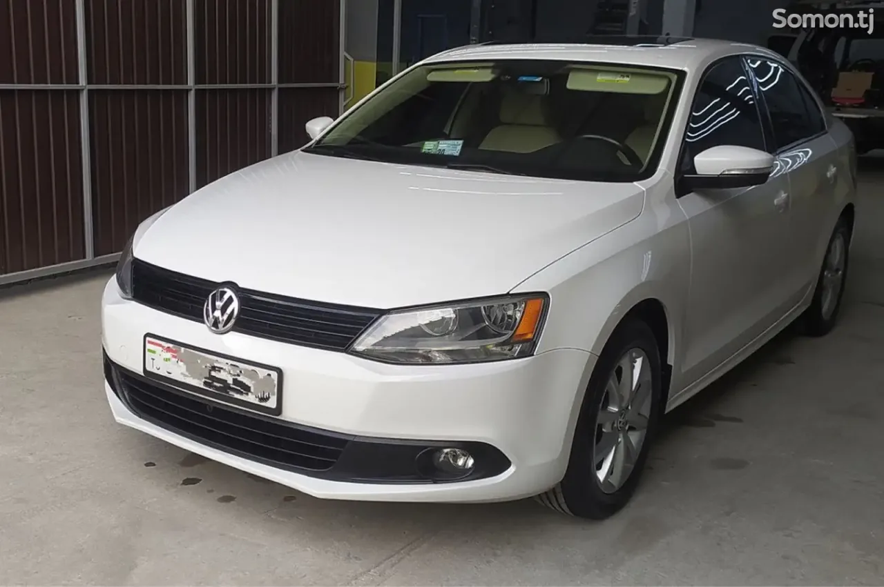 Volkswagen Jetta 2011 · 2.5 AT