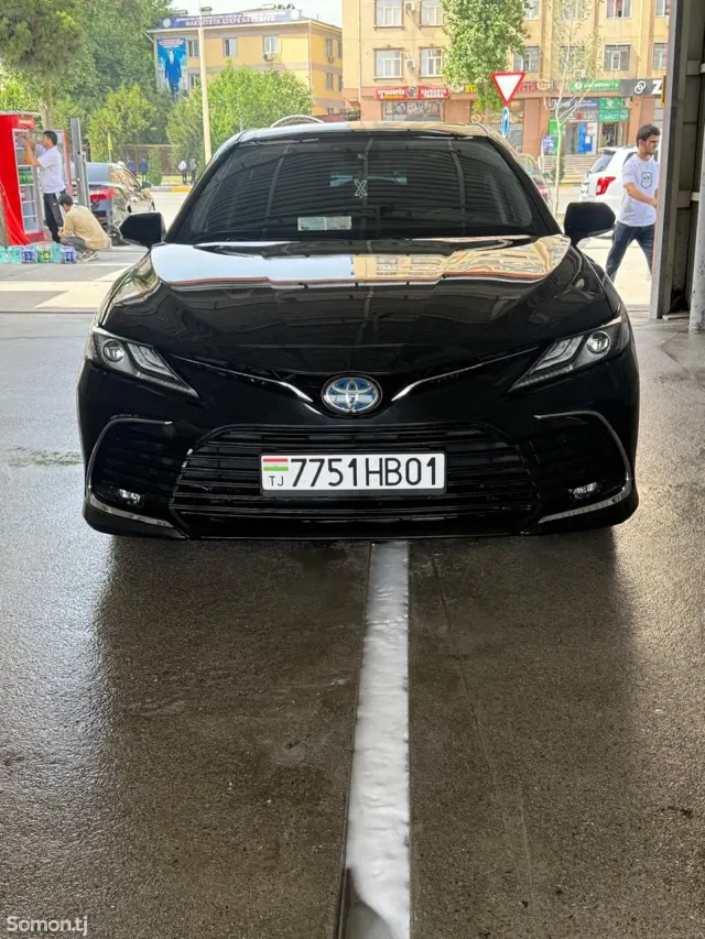 Toyota Camry 2019 · 2.5 AT
