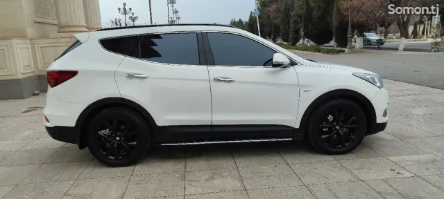 Hyundai Santa Fe 2016 · 2.0 AT