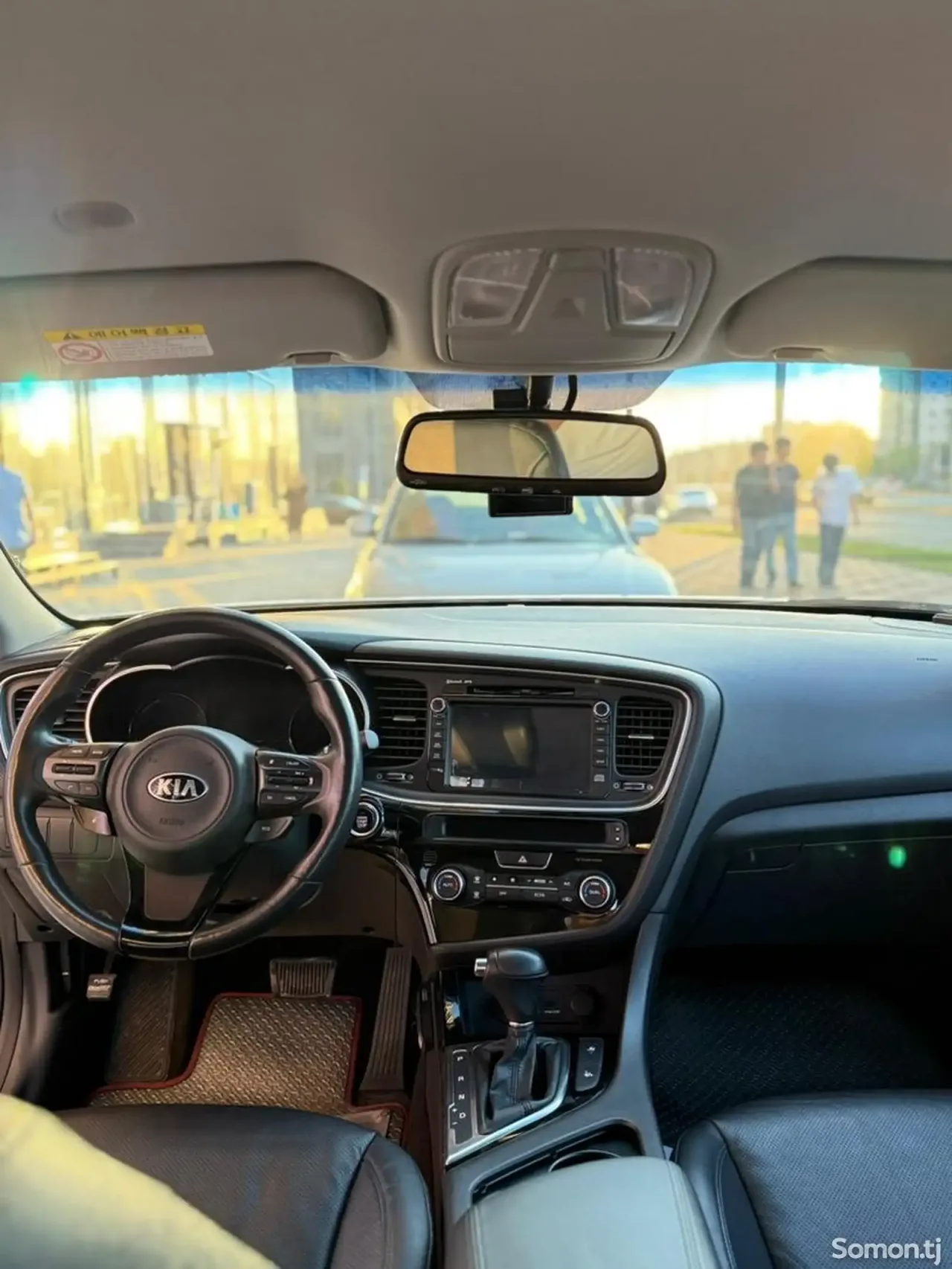 Kia K5 2015 · AT
