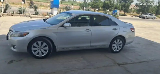 Toyota Camry 2010 · 2.5 AT