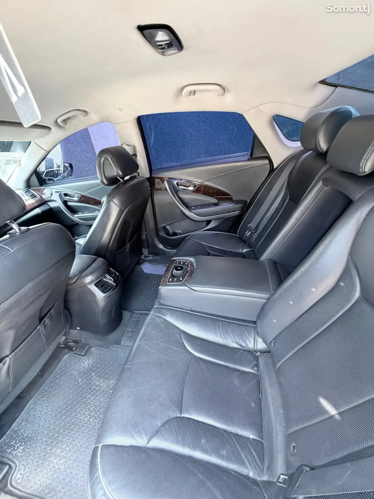 Hyundai Aslan 2014 · 3.0 AT
