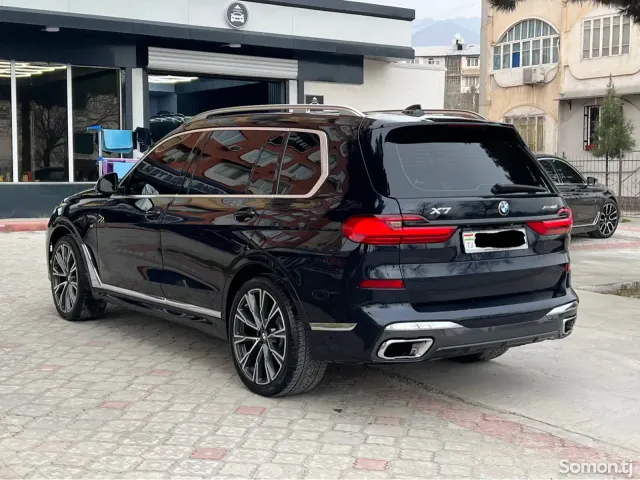 BMW X7 2019 · 3.0 AT