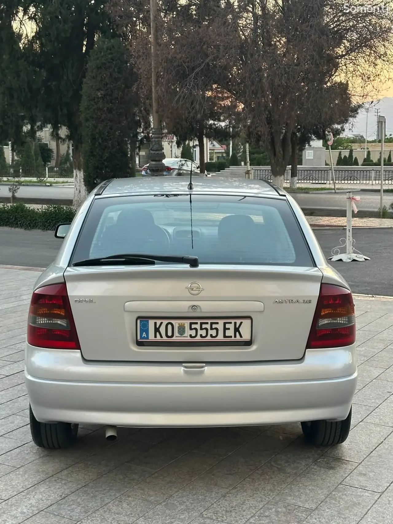 Opel Astra G 2000 · 1.6 MT