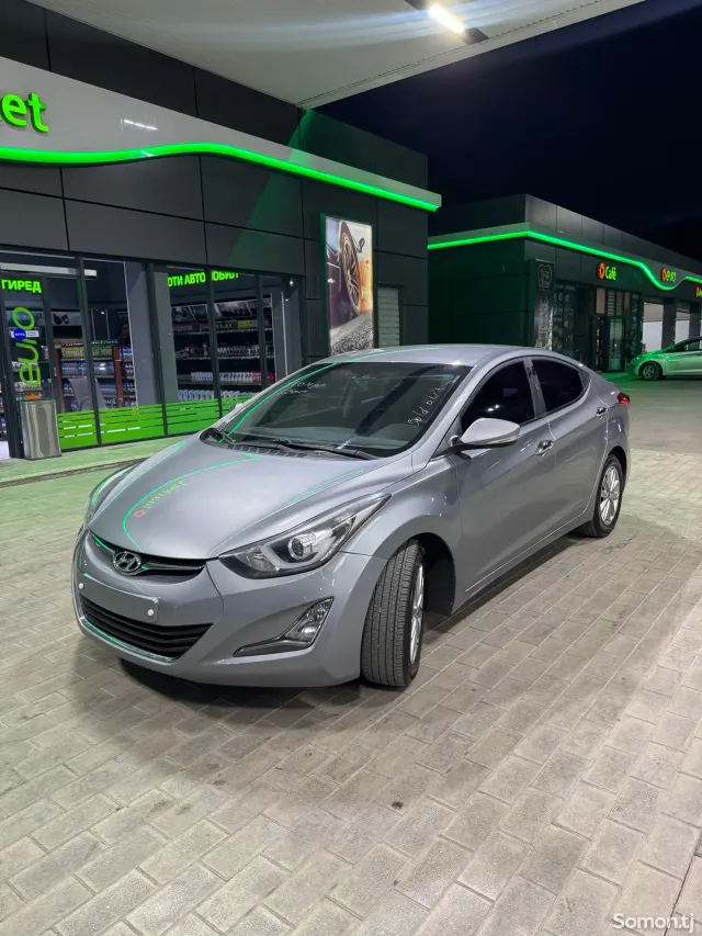 Hyundai Avante 2014 · 1.6 AT