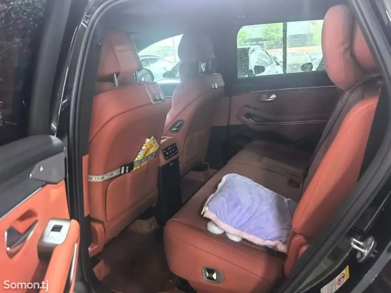 BYD Tang 2025 · AT