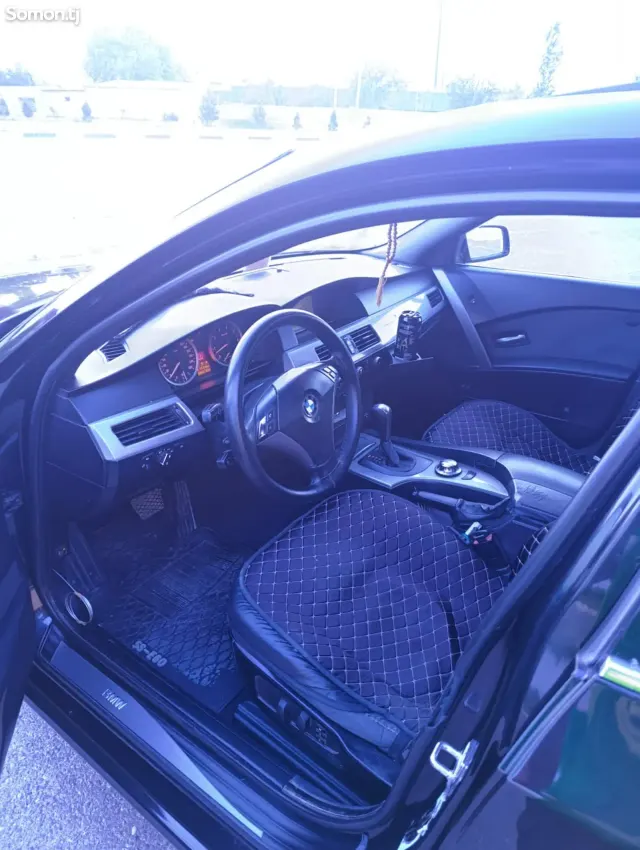 BMW 5 series 2004 · 2.0 AT