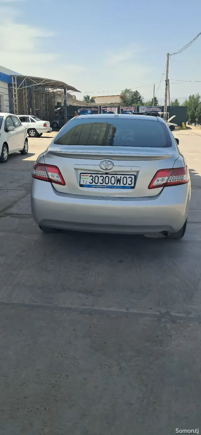 Toyota Camry 2010 · 2.5 AT