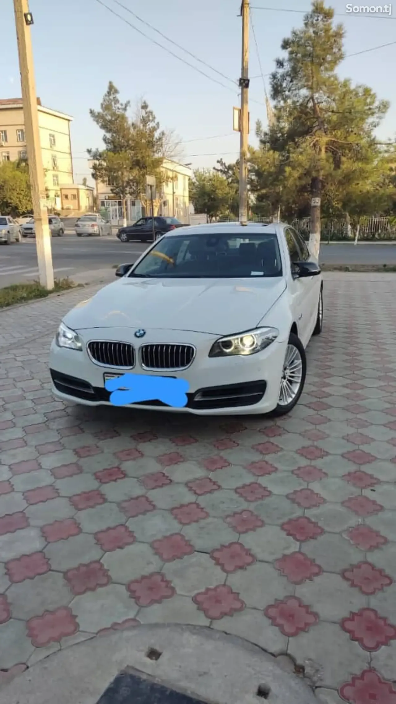 BMW 5 series 2015 · 2.0 AT