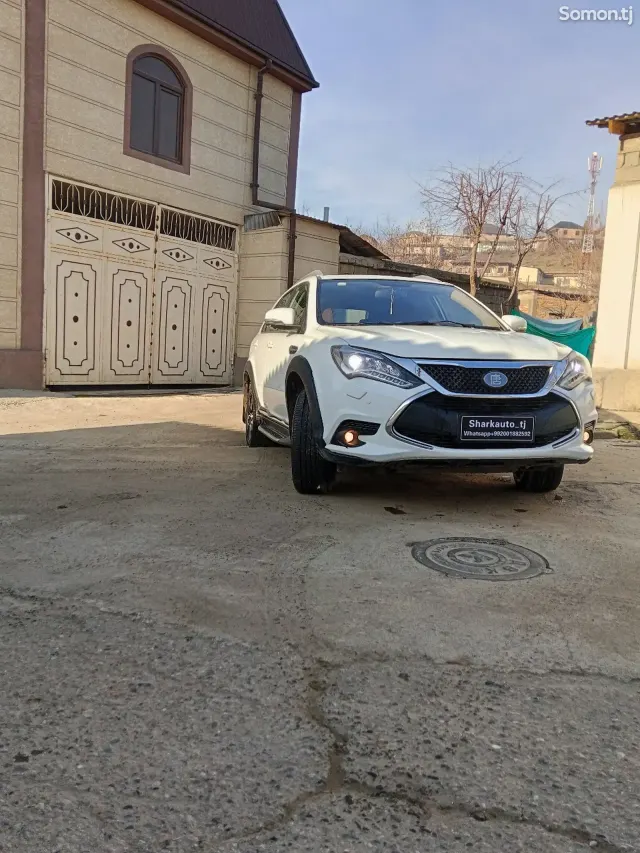 BYD Tang 2015 · 2.0 AMT