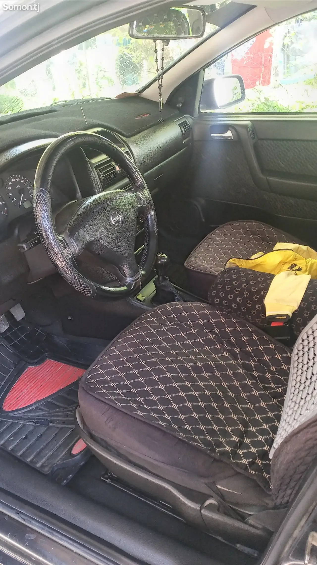 Opel Astra G 2001 · 1.6 MT