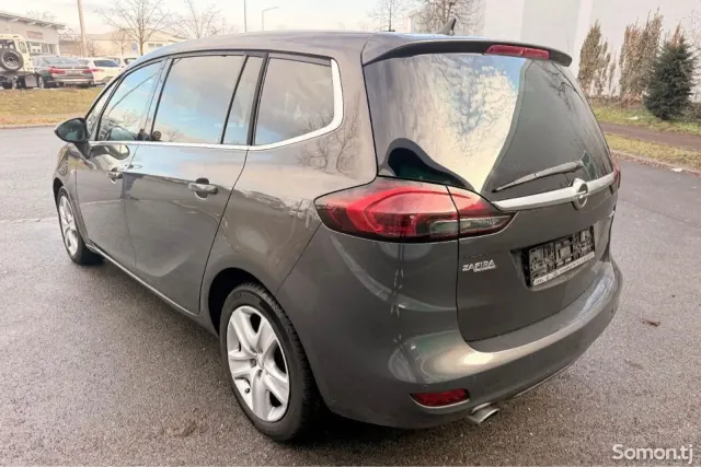 Opel Zafira 2015 · 1.6 AT