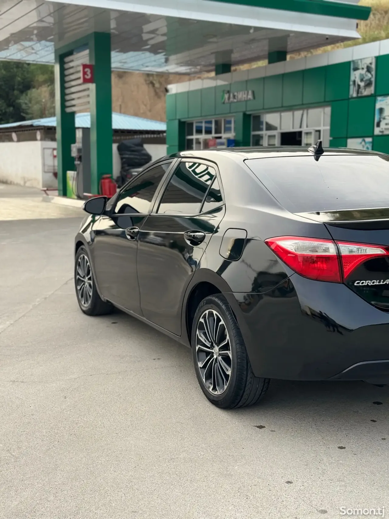 Toyota Corolla 2014 · 1.8 AT