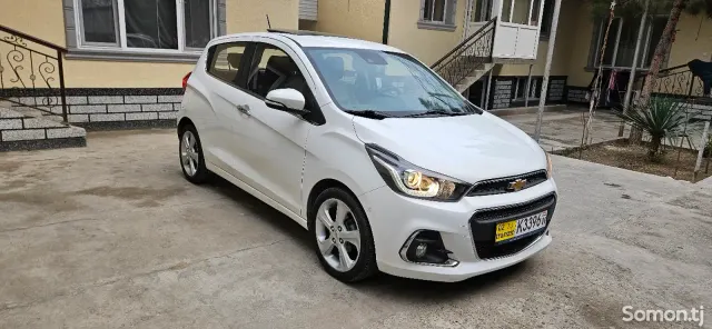 Chevrolet Spark 2016 · 1.2 AT