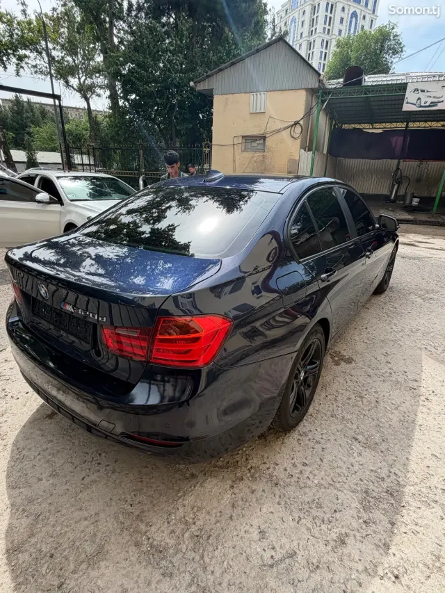 BMW 3 series 2013 · 2.0 AT